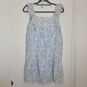 Rachel Ashwell Blue Floral Sleeveless Nightgown MED Smocked Eyelet Lace Cotton